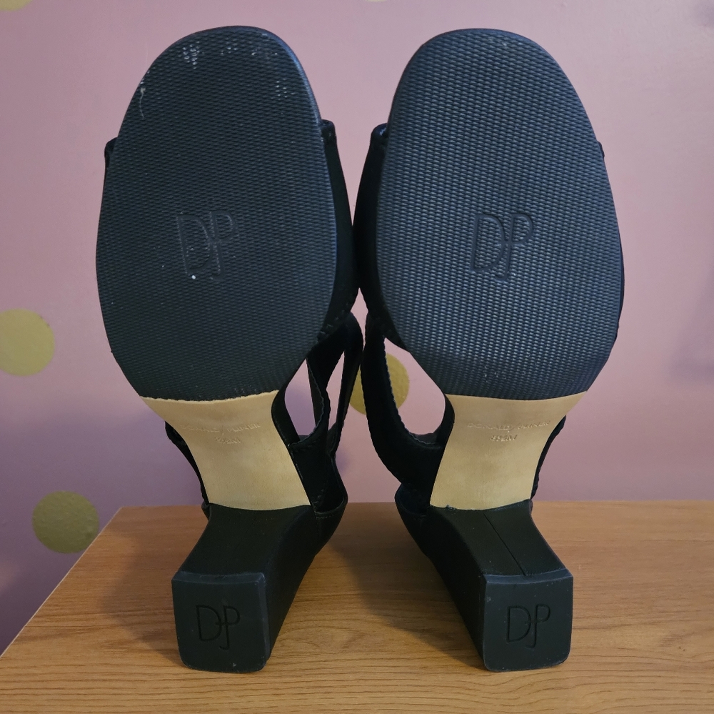 Donald/Pliner Black Heels - Picture 7 of 9